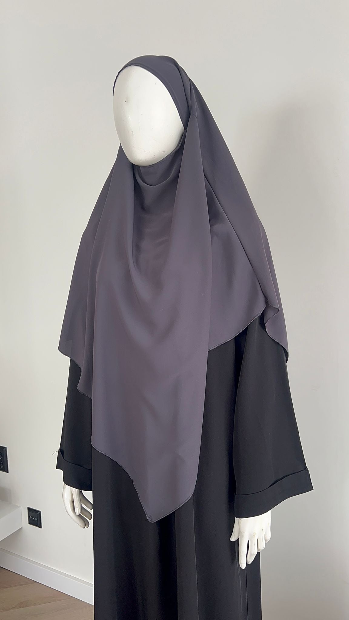 Khimaar Grey