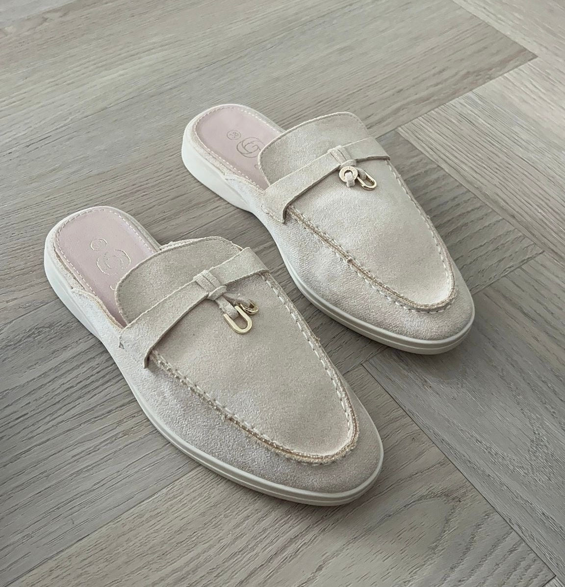 Loro Slides Beige