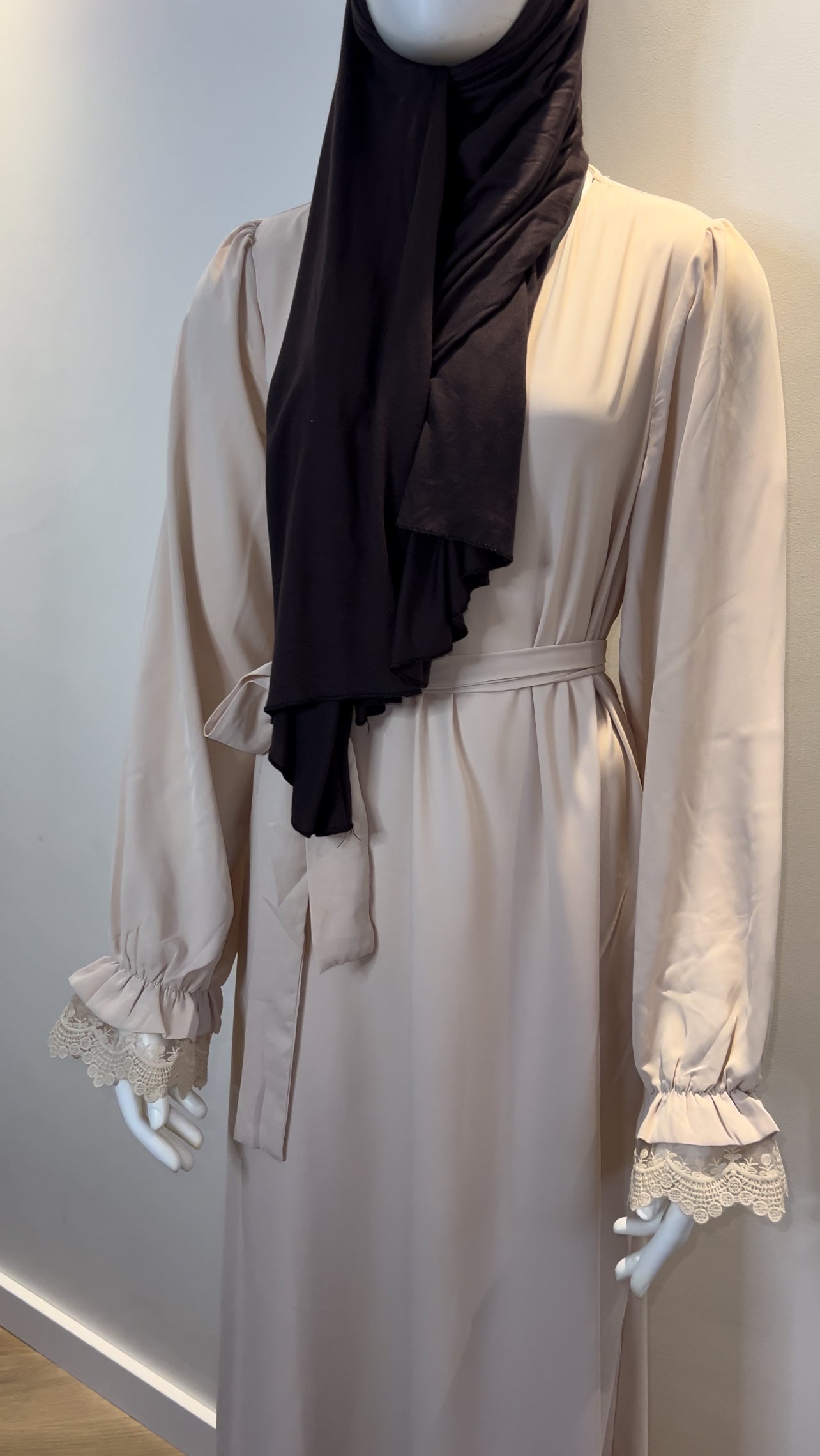 Abaya Dana Beige